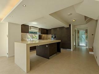 Sai Kung - Venice Villa 06