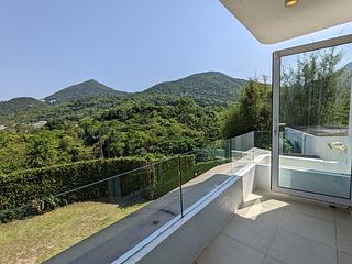 Sai Kung - Venice Villa 13
