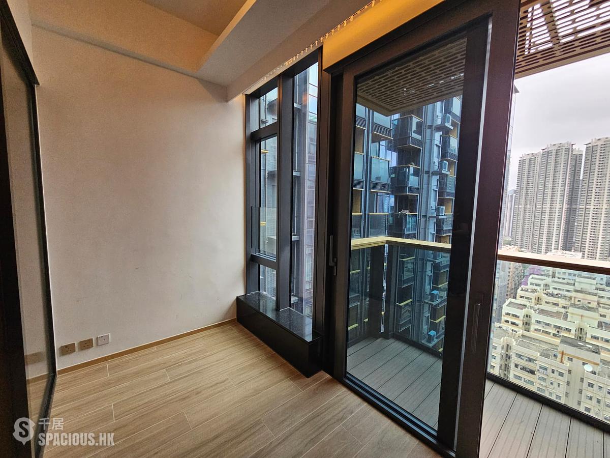 Tai Kok Tsui - Square Mile Phase 3 Aquila・Square Mile 01