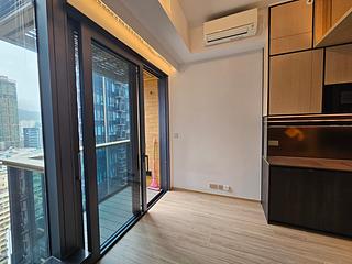 Tai Kok Tsui - Square Mile Phase 3 Aquila・Square Mile 08