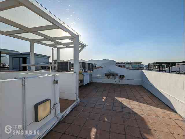 Shek Kong - Seasons Palace 19