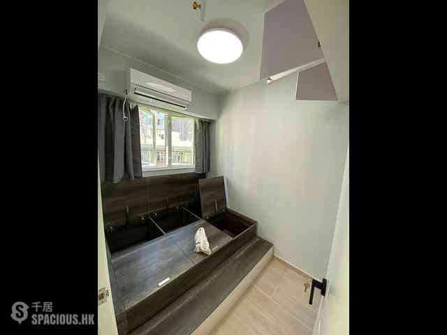 Sai Ying Pun - Cheong Wing Court 06