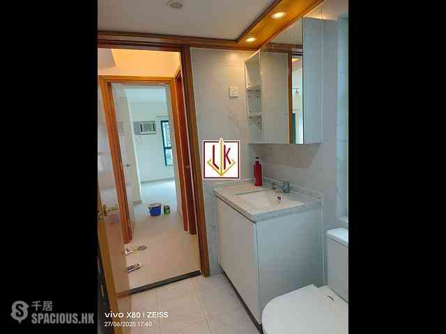 Ma On Shan - Baycrest Block 5 09