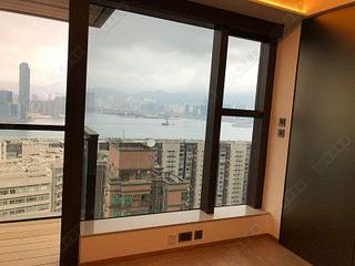 North Point - One Prestige 02