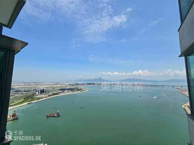 Tung Chung - Seaview Crescent Block 1 04
