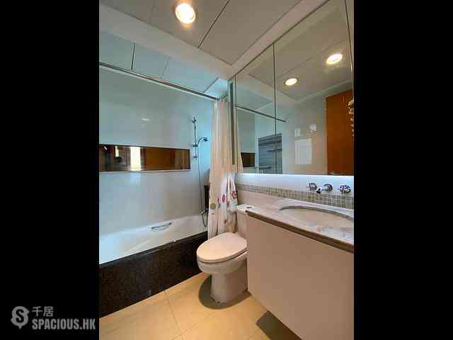 Tung Chung - Coastal Skyline Phase 4 Le Bleu Deux 16