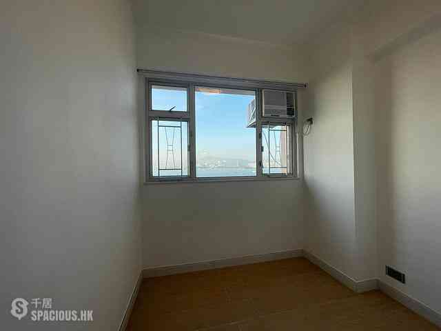 Sai Ying Pun - Kwan Yick Building Phase 3 01