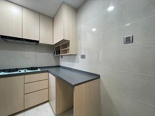 Sai Ying Pun - Kwan Yick Building Phase 3 04