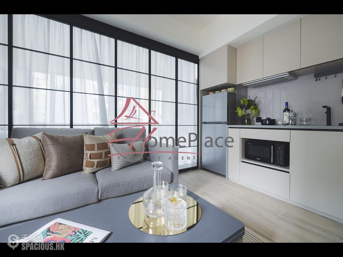 Central - 108-110, Wellington Street 01