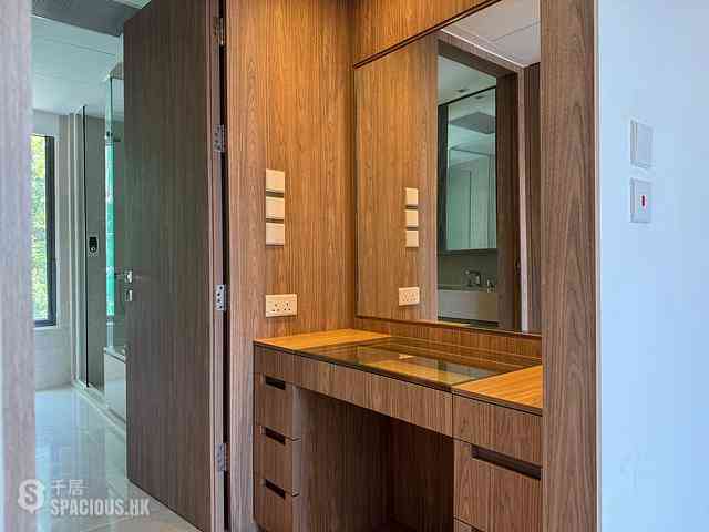 Mid Levels Central - Branksome Grande 14