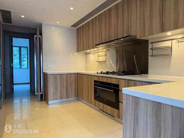 Mid Levels Central - Branksome Grande 17