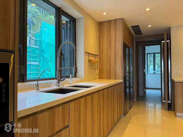 Mid Levels Central - Branksome Grande 18