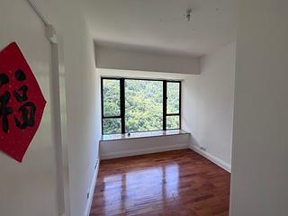 Mid Levels Central - Aigburth 06