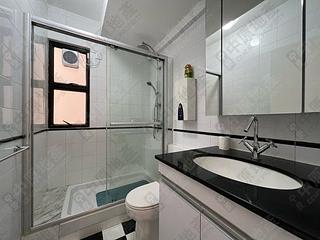 Mid Levels Central - Elegant Terrace 07