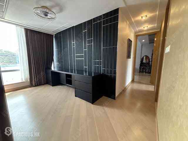 Ap Lei Chau - Larvotto Block 2 05