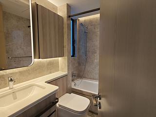 Wong Chuk Hang - The Southside Phase 4A La Montagne I 07