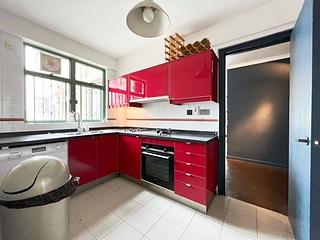 Mid Levels Central - Robinson Place Block 1 06