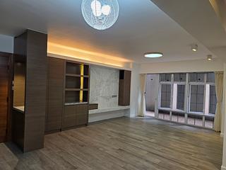 Mid Levels West - Park View Court 03