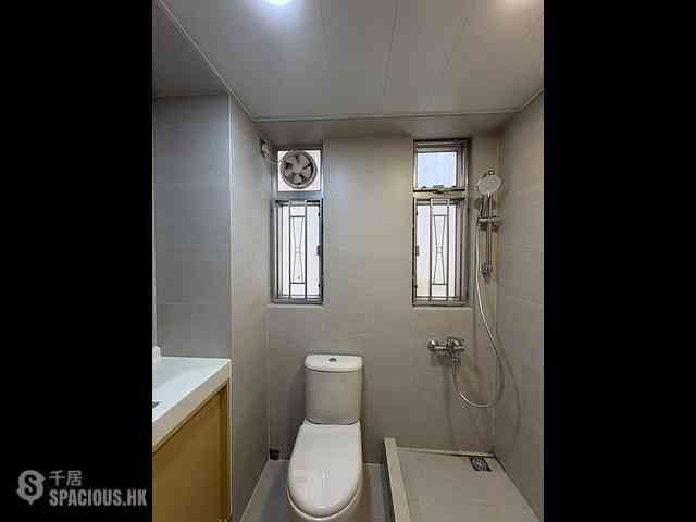 Sheung Wan - Tai Fat Building 06