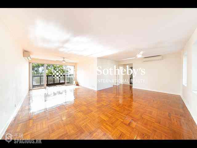 Chung Hom Kok - Villa Piubello 02