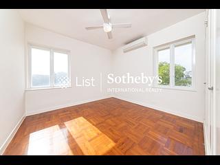 Chung Hom Kok - Villa Piubello 05