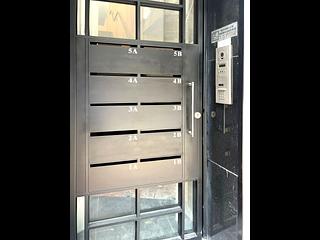Sheung Wan - 64, Bonham Strand 15