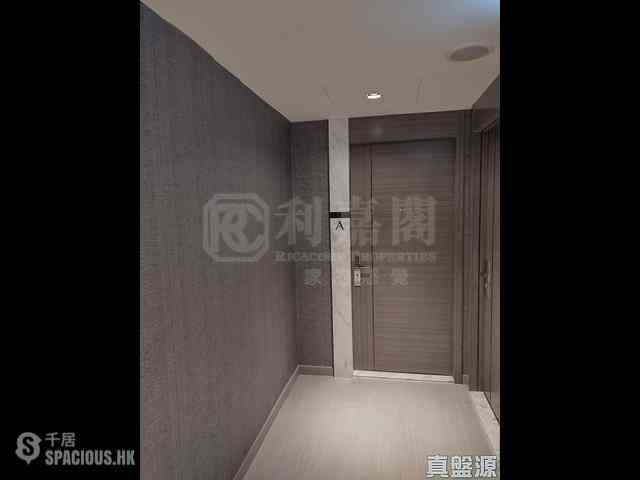 Tseung Kwan O - The Wings Ocean Wings Block 6B 03