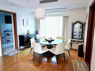 Mid Levels Central - Regence Royale Tower 2 03