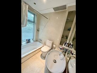 Mid Levels Central - Regence Royale Tower 2 05