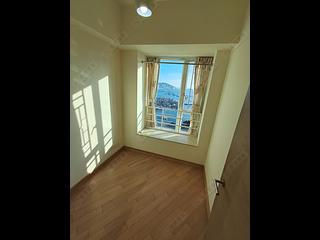 Tai Kok Tsui - Florient Rise 02