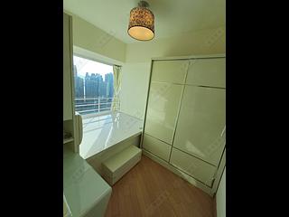 Tai Kok Tsui - Florient Rise 07