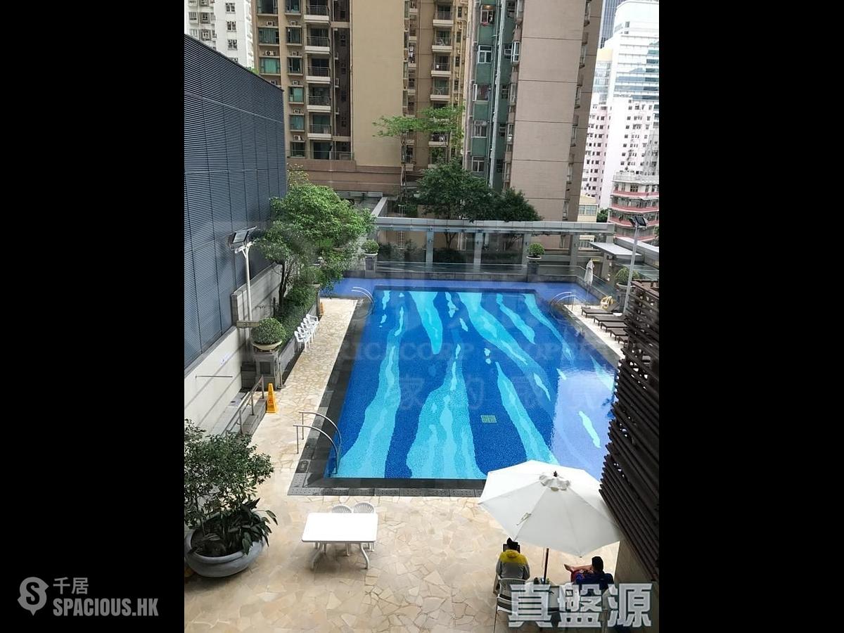 Wan Chai - The Zenith 01