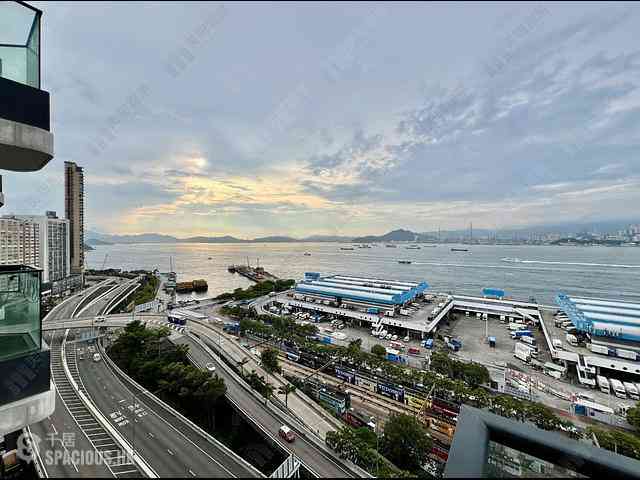 Shek Tong Tsui - Upton 01