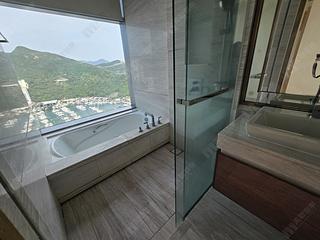 Ap Lei Chau - Larvotto 31