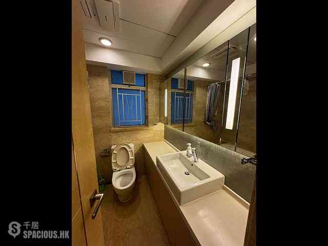 West Kowloon - The Waterfront Phase 2 Block 6 03