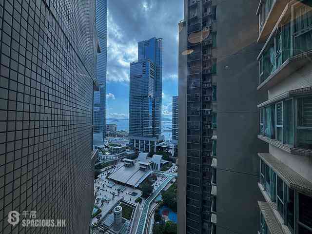 West Kowloon - The Waterfront Phase 2 Block 6 10