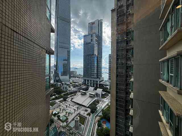 West Kowloon - The Waterfront Phase 2 Block 6 15
