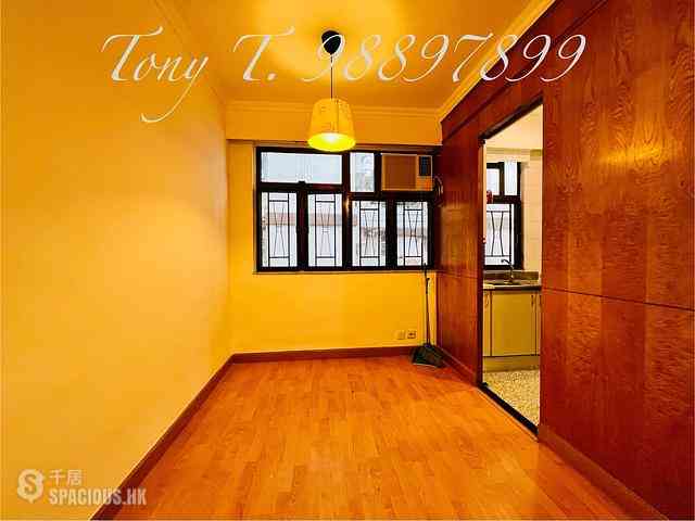 Wan Chai - Man Tung Building 03