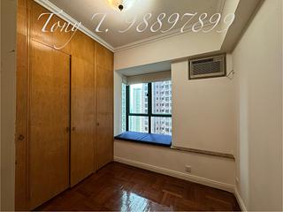 Mid Levels Central - Hillsborough Court Block 2 07
