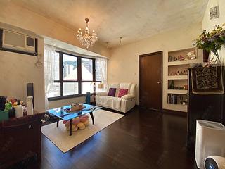 Mid Levels Central - Vantage Park 02