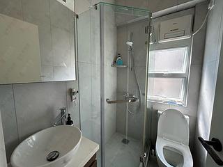 Sai Ying Pun - Golden Phoenix Court 11