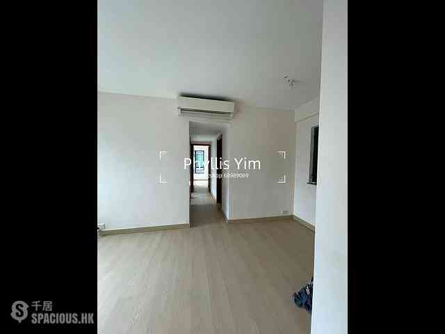 Tseung Kwan O - The Metro City Phase 2 Block 6 02