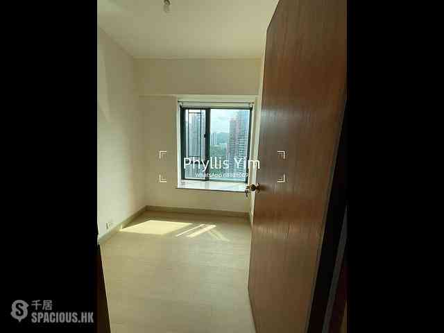 Tseung Kwan O - The Metro City Phase 2 Block 6 05