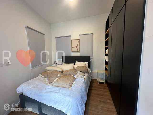 Central - 77-81, Hollywood Road 08