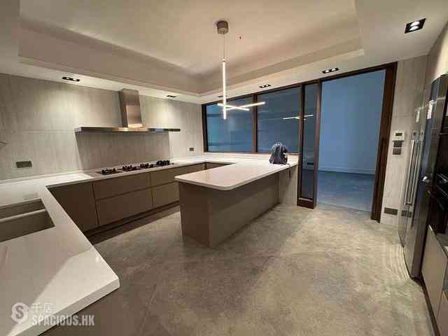 The Peak - Altadena House 02