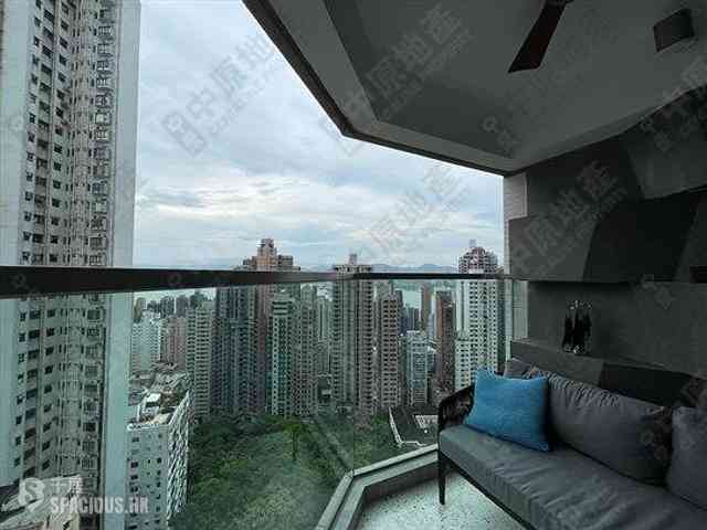Mid Levels West - Serene Court 01