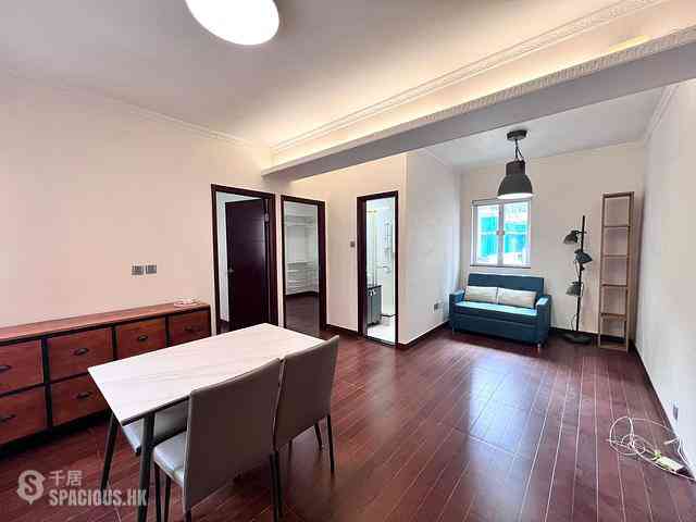 Wan Chai - King Sing House 01