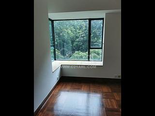 Mid Levels Central - Hillsborough Court 02