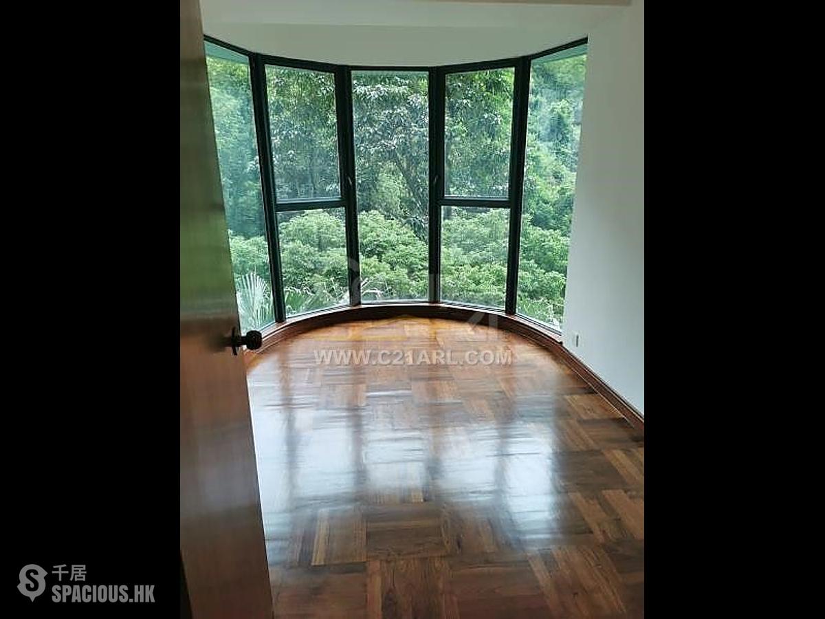 Mid Levels Central - Hillsborough Court 01