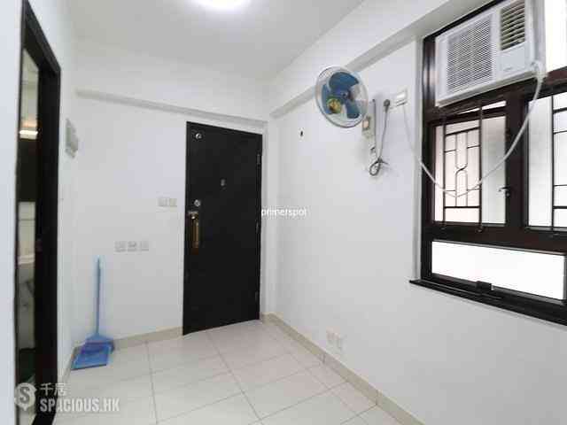 Wan Chai - Fook Cheung House 04